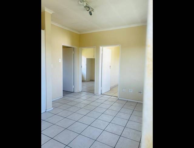 2 BEDROOM APARTMENT FOR SALE IN SHARONLEA